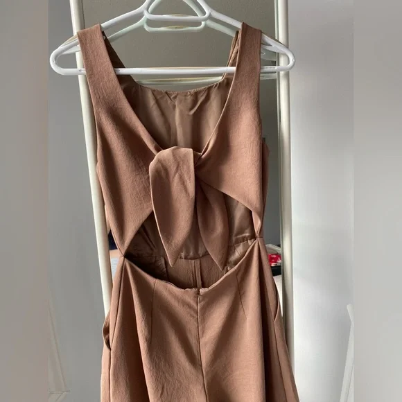 Iconic Wilfred Jumpsuit 🥯🤎 - Picture 4 of 5